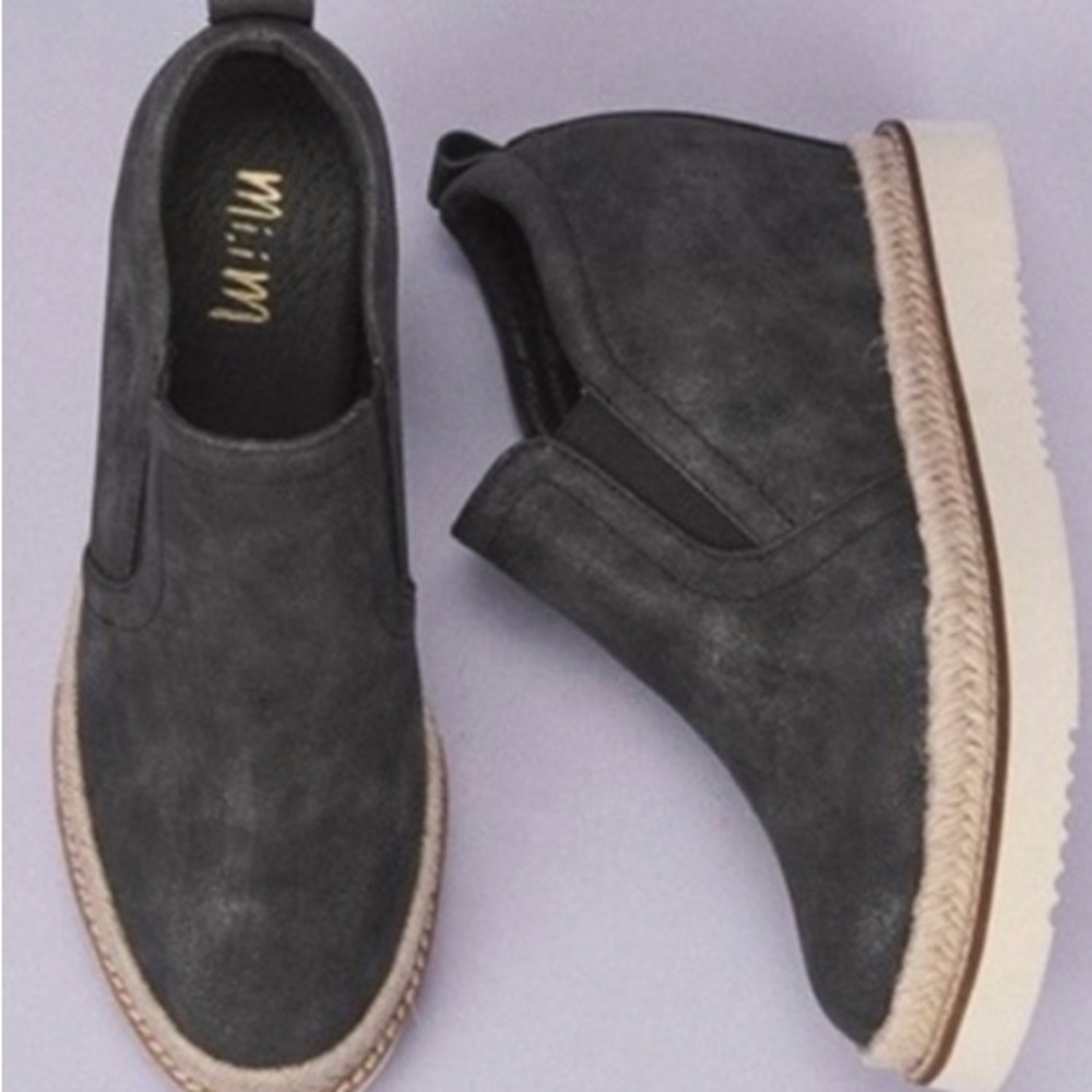 Charcoal Wedge Espadrille Sneaker, size 6
